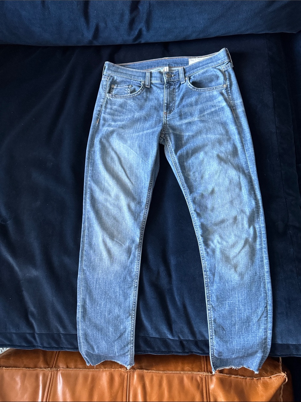 Rag&Bone low rise ankle skinny jeans  in color Lucky Rougue  Size 26